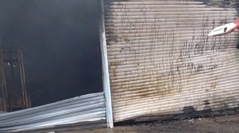 Ngăn kịp thời đám cháy lớn đe dọa cửa hàng xăng dầu -1