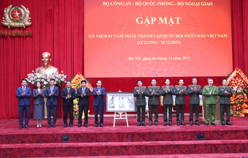 Nâng tầm “cộng sinh chiến lược” giữa Công an – Quân đội – Ngoại giao -0