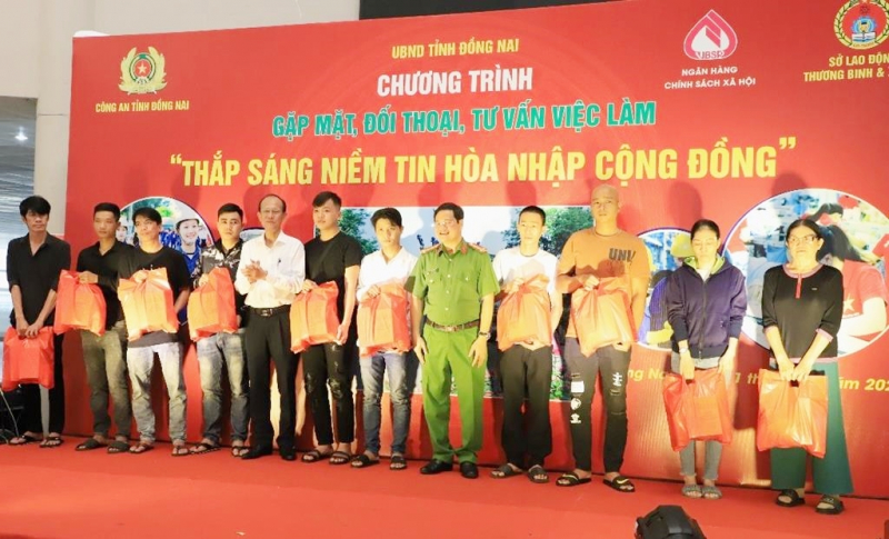 hoa nhap (6).jpg -0