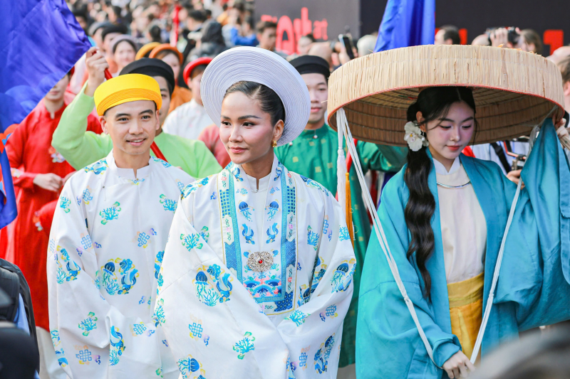 z7301850991568_98162b2f7e8b6dcf56caaf636f4be863.jpg -1