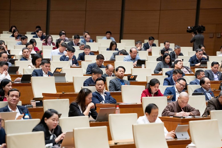 202512080848199925_z7303604846298_d2e9d5098a1fba6f3b94f85e990252a8.jpg -0