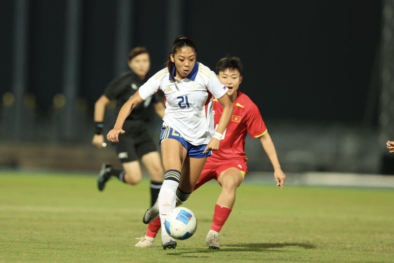 ĐT nữ Việt Nam để thua đầy nghiệt ngã trước Philippines -0