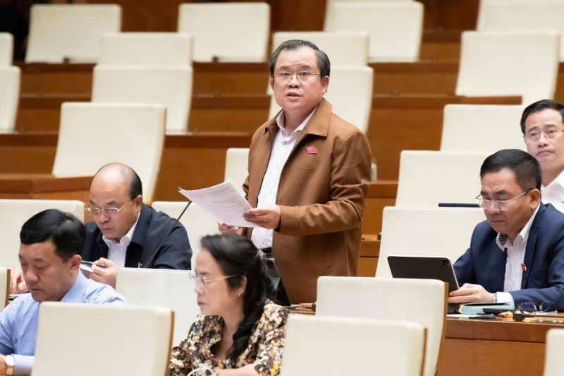 nguyễn tâm hùng.jpg -0