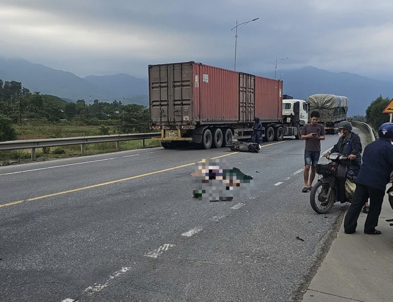 Khởi tố tài xế xe tải gây tai nạn khiến 2 người tử vong -0