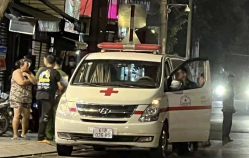 Người đàn ông tử vong bất thường trên ghế bố, cơ thể có thương tích -0