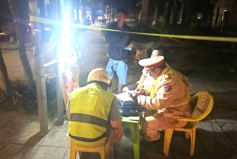 Hàng loạt xe khách vi phạm giao thông trên quốc lộ 14  -0