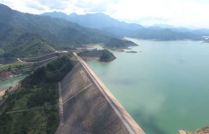 Отрегулируйте и дополните процесс эксплуатации ирригационных водохранилищ с учетом экстремальных осадков и наводнений -0