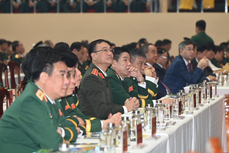 Quân khu 7 kỷ niệm 80 năm Ngày truyền thống và đón nhận danh hiệu Anh hùng LLVTND  -1