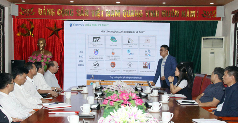 người dân nông thôn hưng yên bắt nhịp chuyển đổi số (1).jpg -0