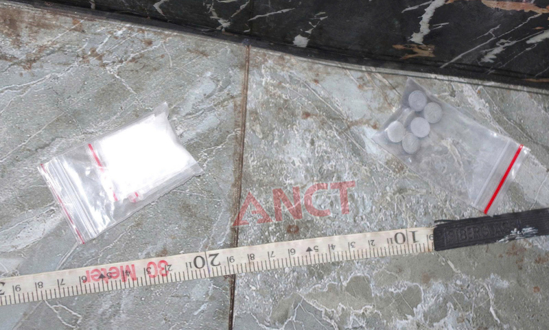 Đột kích quán karaoke ở Cần Thơ phát hiện nhiều đối tượng 