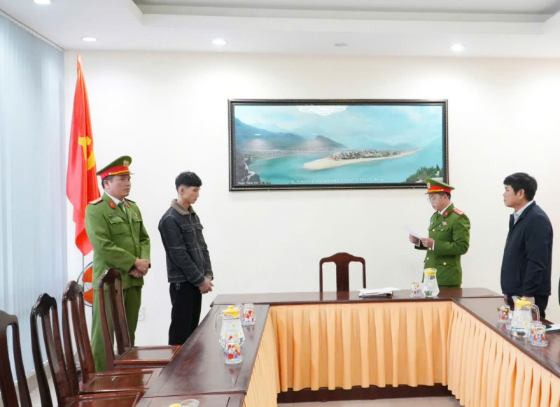 Bắt tạm giam đối tượng sử dụng trái phép chất ma túy -0