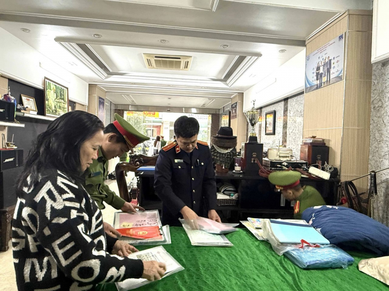 Trong 5 năm hiệu vàng Kim Chung doanh thu 5.000 tỷ đồng nhưng mỗi tháng nộp thuế chưa đầy 100 triệu đồng -0