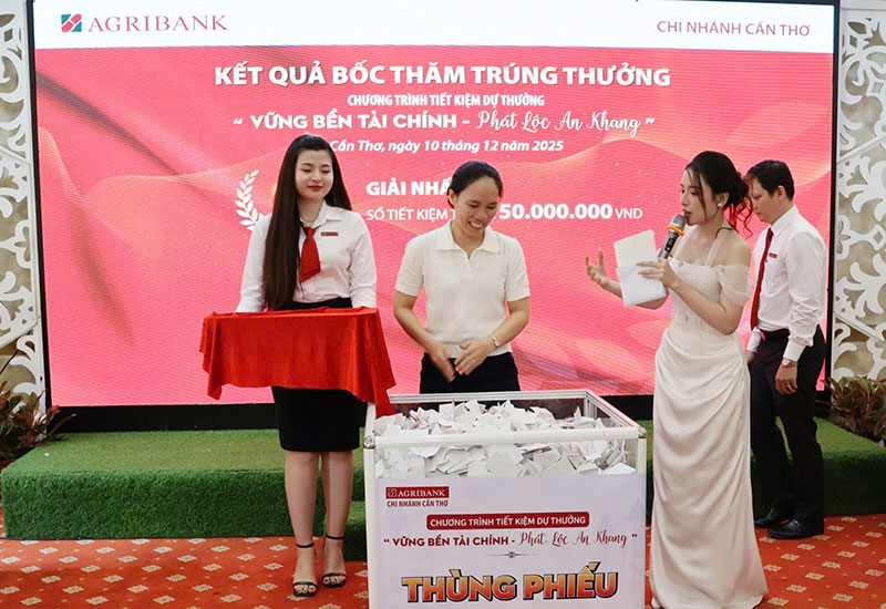 Agribank Cần Thơ bốc thăm chương trình tiết kiệm dự thưởng 