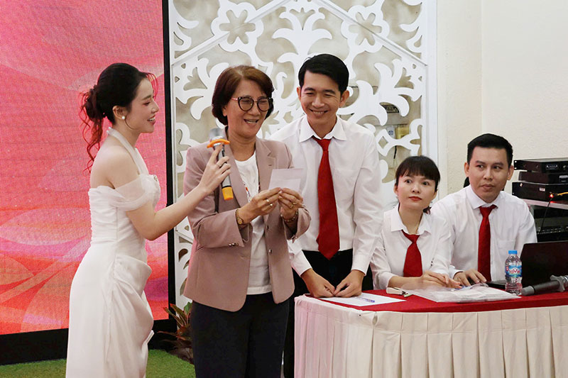 Agribank Cần Thơ bốc thăm chương trình tiết kiệm dự thưởng 