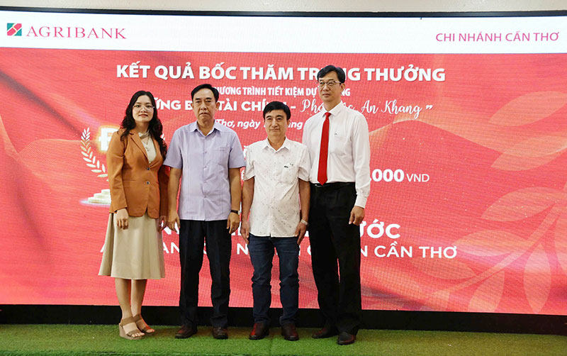 Agribank Cần Thơ bốc thăm chương trình tiết kiệm dự thưởng 