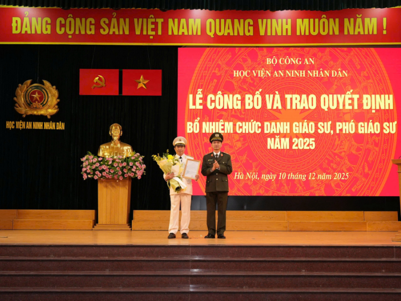 Học viện ANND trao quyết định bổ nhiệm Giáo sư, Phó Giáo sư năm 2025 -0