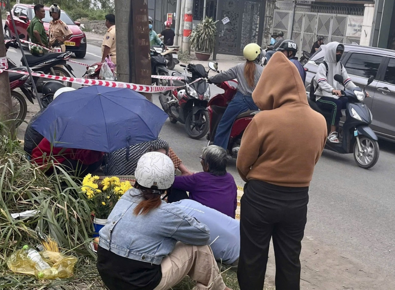 Người phụ nữ tử vong dưới bánh xe đầu kéo nghi do giật mình vì tiếng còi xe lớn -0