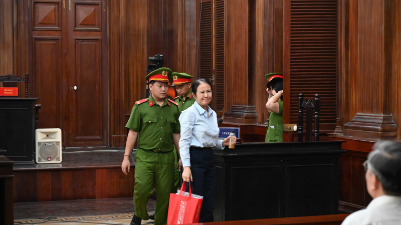 Chủ tịch Công ty AIC Nguyễn Thị Thanh Nhàn bị đề nghị 8 -9 năm tù -0