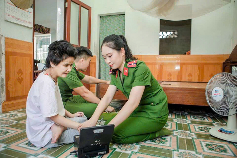 Cầu nối số lắng nghe nhân dân và kiến tạo không gian mạng an toàn -2