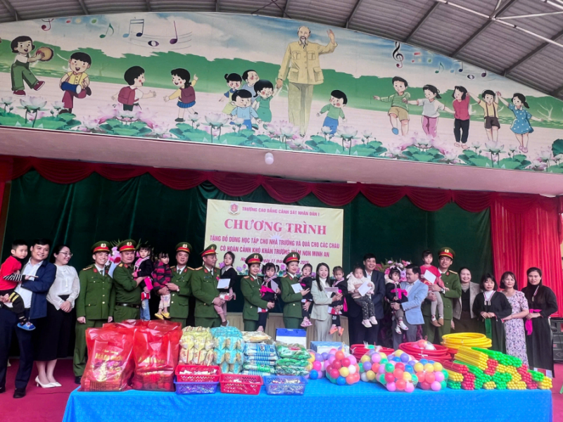 Trường Cao đẳng CSND I tổ chức nhiều hoạt động ý nghĩa hỗ trợ nhân dân tại Lào Cai -0