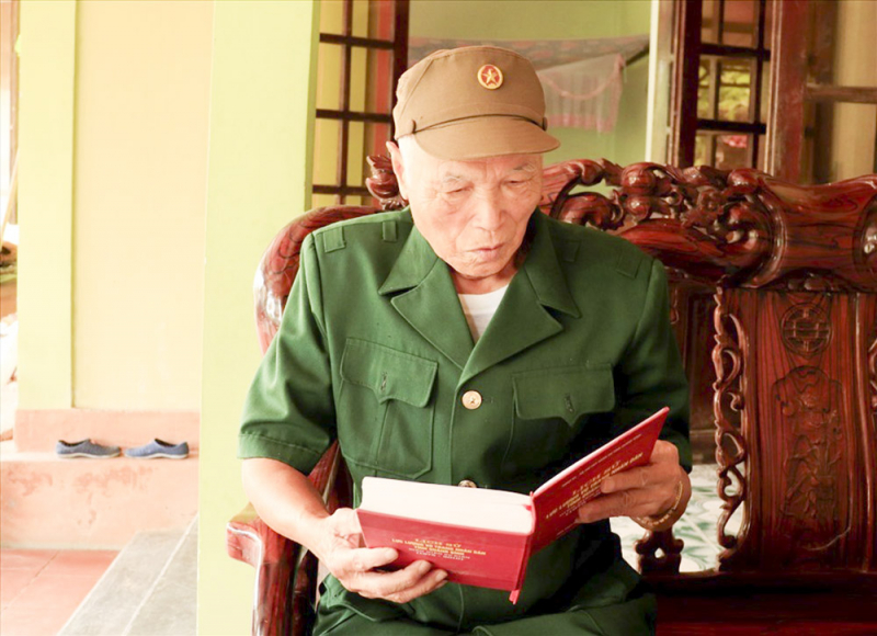 Không ai sinh ra đã là Anh hùng! -1