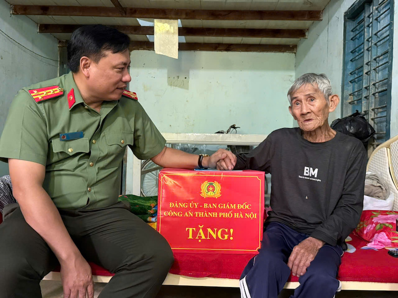 Hành trình nghĩa tình của Công an Thủ đô -0