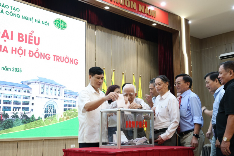 HUBT inrättar skolråd i enlighet med högskolelagen -0