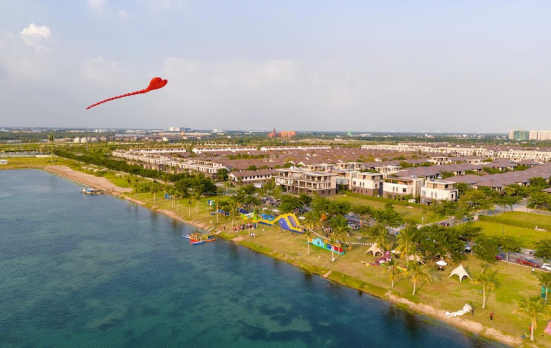  Dòng kiều hối đổ về Việt Nam và bài toán an cư của kiều bào -0