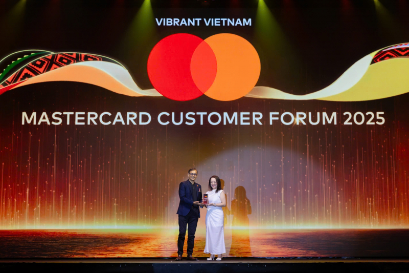 Eximbank nhận hai giải thưởng danh giá tại “The Mastercard Customer Forum 2025” -1