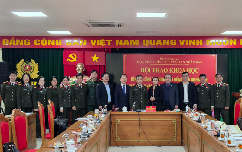 Nâng cao công tác chính trị tư tưởng, quản trị hình ảnh cho đội ngũ cán bộ, giảng viên CAND -0