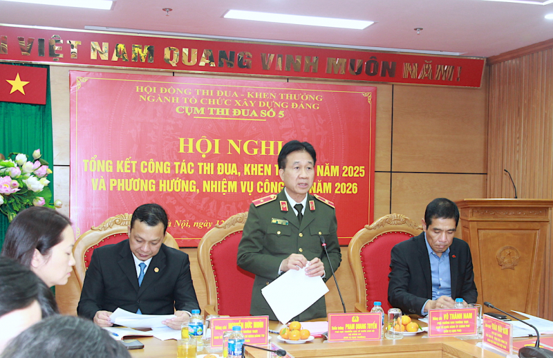 Cụm thi đua số 5 ngành Tổ chức xây dựng Đảng phấn đấu hoàn thành vượt mức nhiệm vụ -0