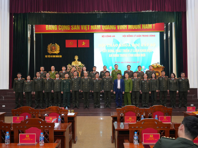 Xây dựng phát triển lý luận khoa học An ninh phù hợp với bối cảnh mới -0