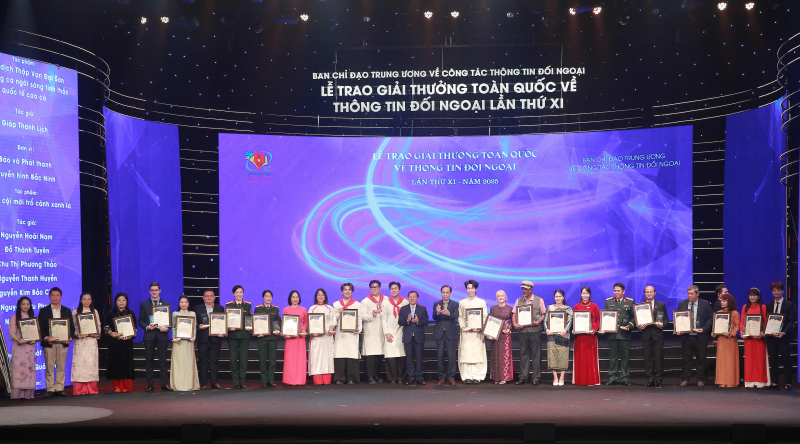Trao Giải thưởng toàn quốc về thông tin đối ngoại lần thứ XI -0