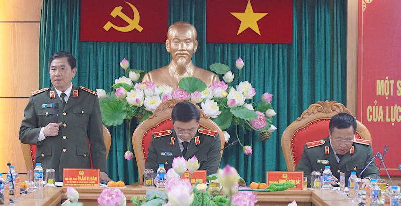 Xây dựng lực lượng CAND vững mạnh về chính trị, tư tưởng trong kỷ nguyên mới -0