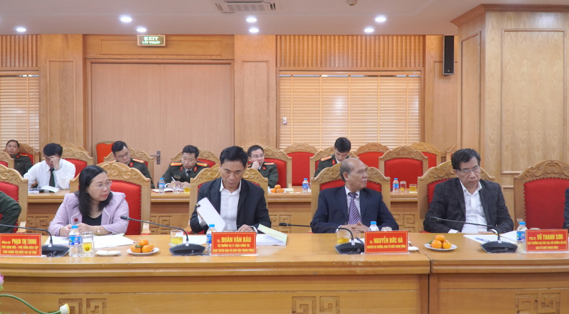 Xây dựng lực lượng CAND vững mạnh về chính trị, tư tưởng trong kỷ nguyên mới -1