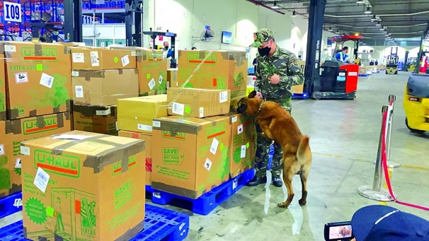 Hải quan khu vực I tăng cường kiểm soát, siết chặt đấu tranh chống buôn lậu  -0