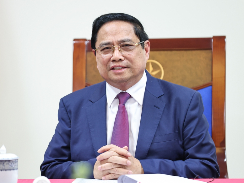 Thủ tướng Phạm Minh Chính điện đàm với Thủ tướng Malaysia -0