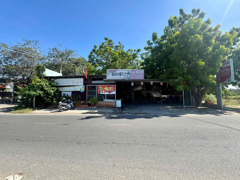 Mâu thuẫn tại quán nhậu, một người bị đâm tử vong  -0