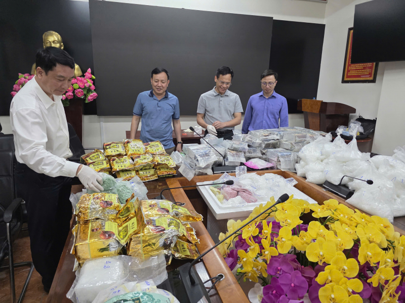 Bộ Công an triêt phá đường dây ma túy do các nghi phạm đang bị truy nã quốc tế cầm đầu -0