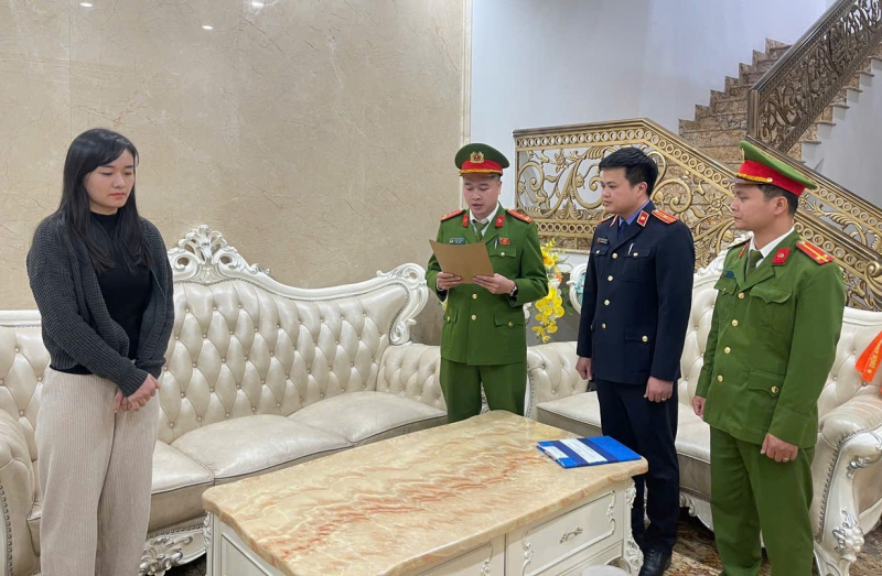 Vì sao tiệm vàng doanh thu 5.000 tỉ đồng, nộp thuế 10 triệu đồng/tháng? -0