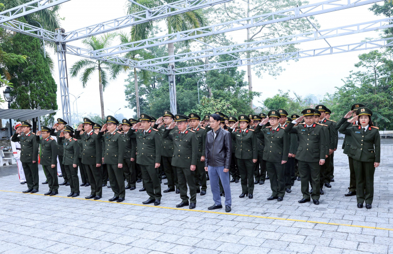 Hành trình tri ân trong dấu mốc 80 năm lực lượng Tài chính CAND -0