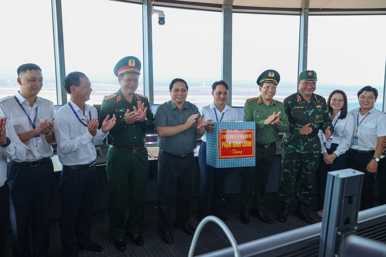 Thủ tướng: Sân bay Long Thành sẽ đón chuyến bay chính thức đầu tiên vào 19/12 -0