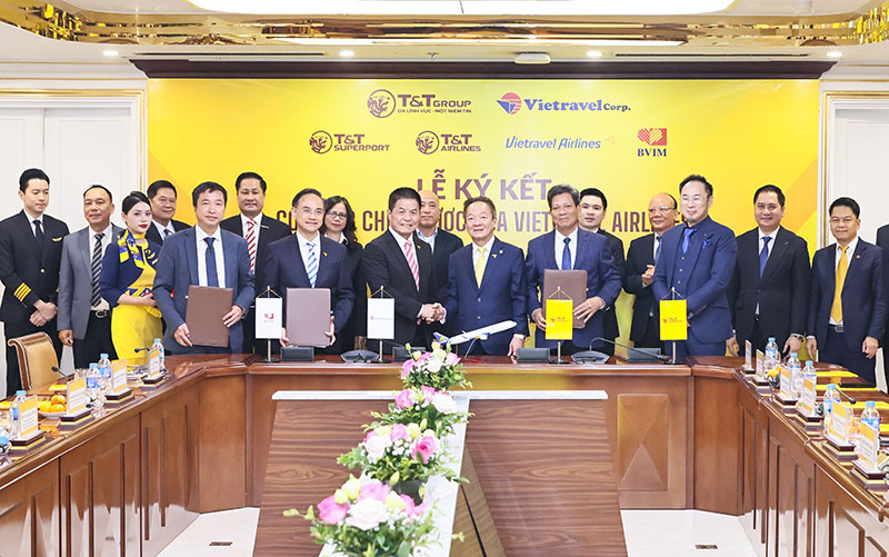 Khát vọng bầu trời và tầm nhìn của Bầu Hiển -0