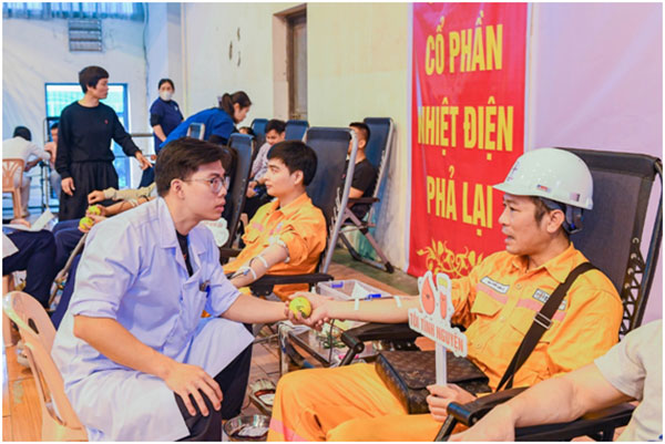 Nhiệt điện Phả Lại: Lan tỏa nghĩa tình trong “Tuần lễ hồng EVN” lần thứ XI năm 2025 -0