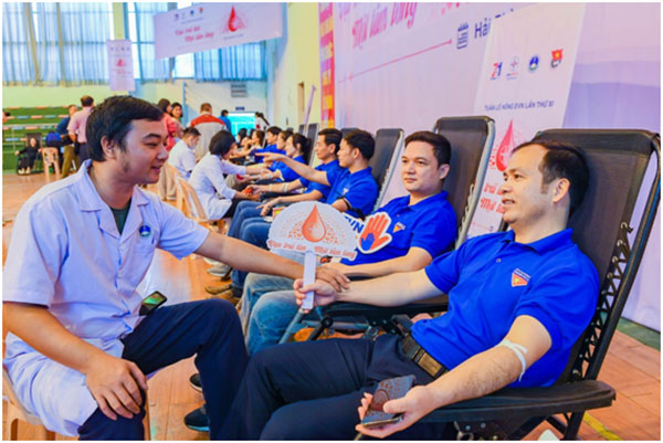 Nhiệt điện Phả Lại: Lan tỏa nghĩa tình trong “Tuần lễ hồng EVN” lần thứ XI năm 2025 -2