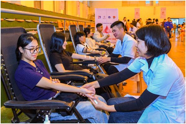 Nhiệt điện Phả Lại: Lan tỏa nghĩa tình trong “Tuần lễ hồng EVN” lần thứ XI năm 2025 -3