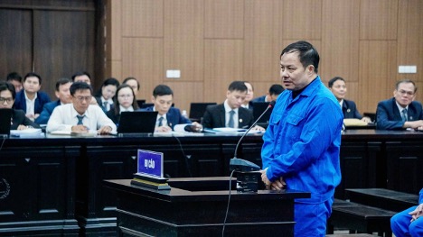 Xét xử nhiều thẩm phán, kiểm sát viên và nhân viên tư pháp trong chuỗi 20 vụ “chạy án” -0