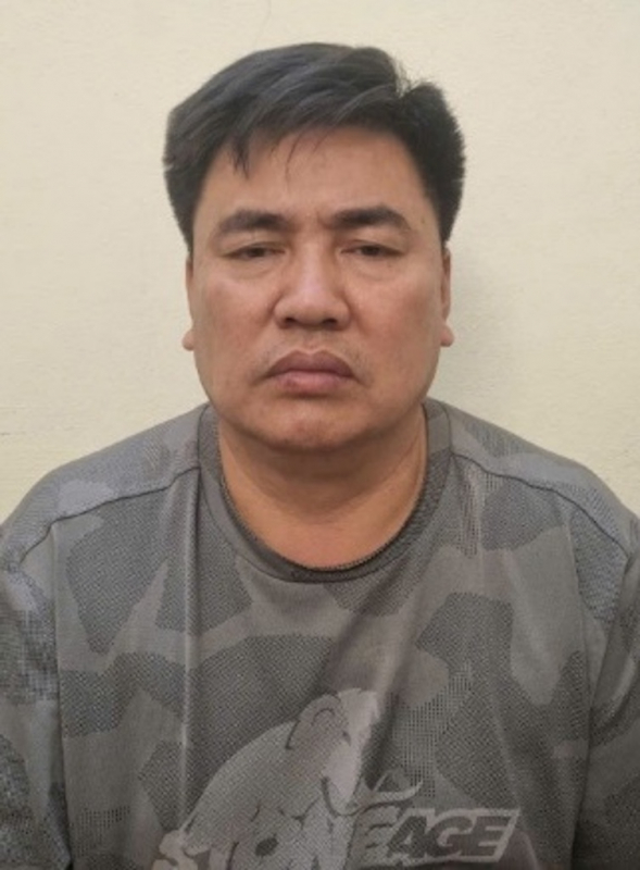 Khởi tố đối tượng đẩy Cảnh sát giao thông vào đầu xe tải về tội giết người -0