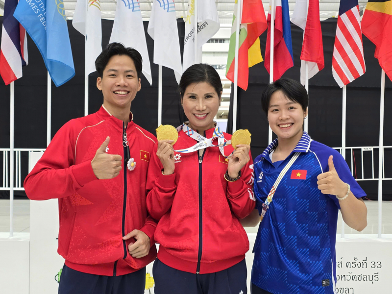 z7329491703607_d15c70cc1793a989334e467c94a0757c.jpg -0