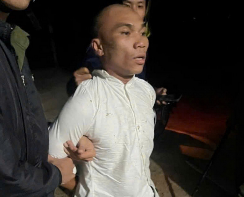 Công an xã truy nóng, bắt giữ hung thủ đâm nhân viên cửa hàng xăng dầu -0